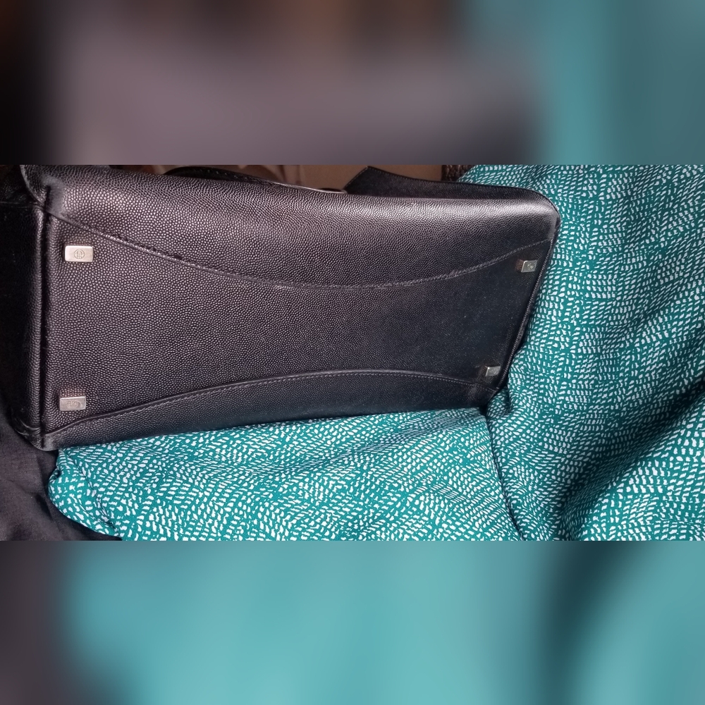 THE ROW Leather Classic Handle Tote - Picture 9 of 13